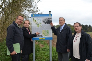 Neue Beschilderung auf der Erlebnisroute Nord Attraktivität der RegioGrün weiter gesteigert