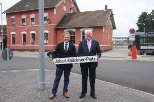 Bahnhofsvorplatz wird "Albert-Glöckner-Platz"