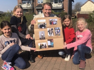 Schülerinnen engagieren sich für Umgestaltung des "Zauberwäldchens" an der Kastanienschule Hoeningen