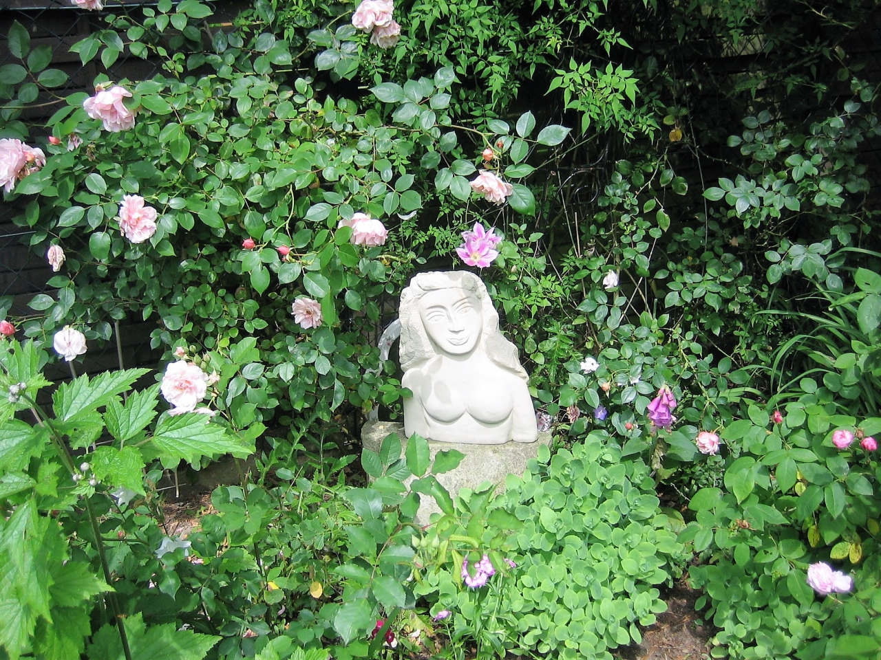 Kalkstein Skulptur