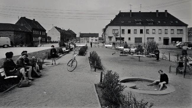 Der alte Spielplatz am Markt in Rommerskirchen.jpg