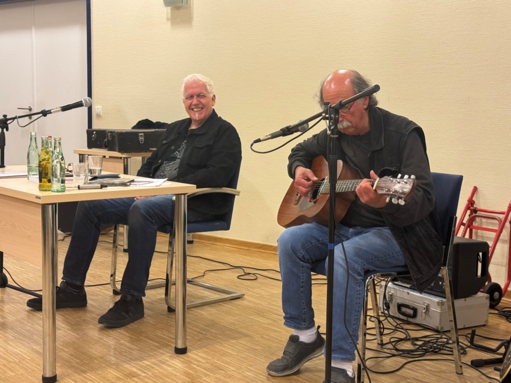 Jochen Oberlack meets Dennis Dunaway- Rockmusiker aus Anstel  interviewt Bassist der Alice Cooper Group