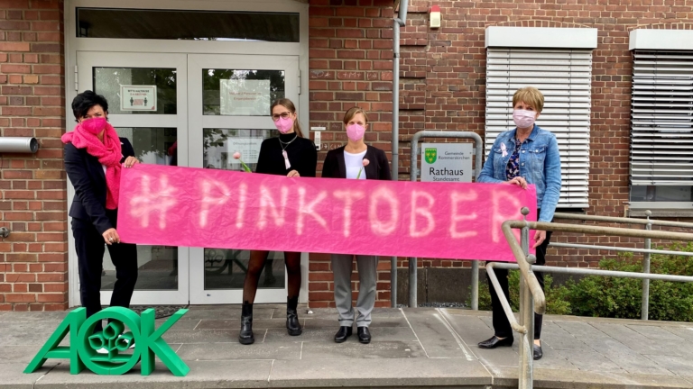 Aktion Pinktober Gemeinde Rommerskirchen und AOK werben für Früherkennung