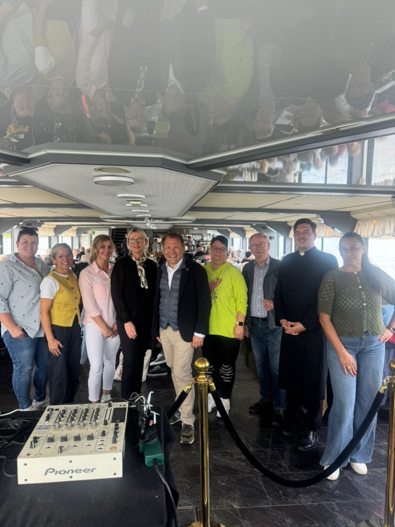 49.Seniorenfahrt der Gemeinde: Per Schiff von Königswinter nach Remagen