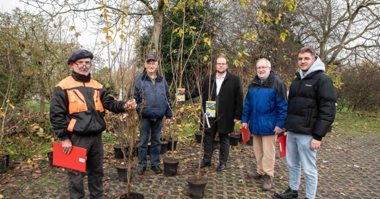 Rhein-Kreis Neuss verschenkt 600 Klimabäume