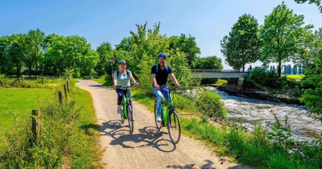 Raderlebnistag Niederrhein: 13 Routen bieten Radfahr-Spaß im Rhein-Kreis Neuss Raderlebnistag Niederrhein: 13 Routen bieten Radfahr-Spaß im Rhein-Kreis Neuss