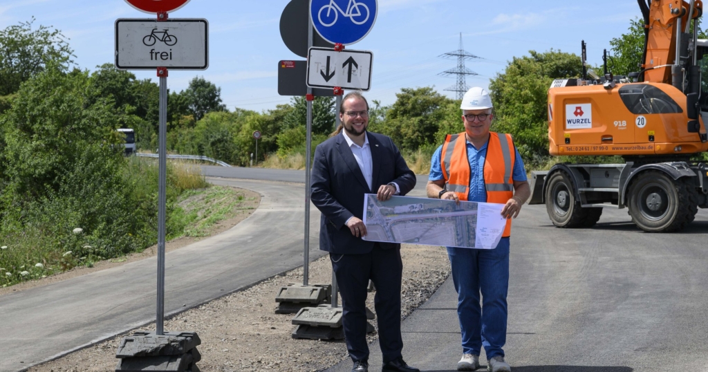 Rhein-Kreis Neuss: Radwegbau an K12 in Dormagen-Horrem ist gestartet Rhein-Kreis Neuss: Radwegbau an K12 in Dormagen-Horrem ist gestartet