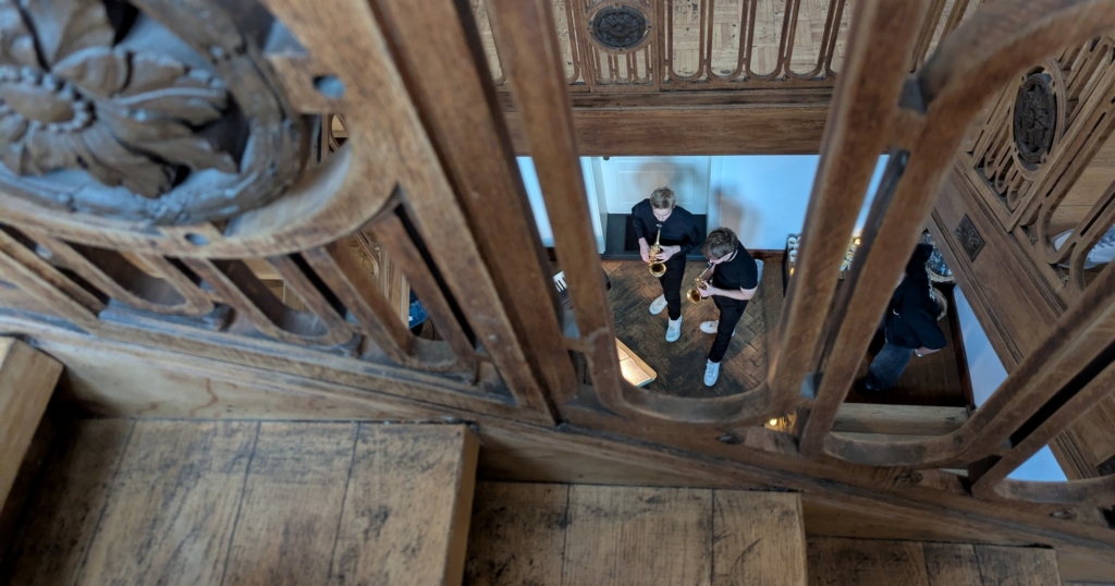 Musikschule Rhein-Kreis Neuss: Musik im Treppenhaus bot ein Konzert der besonderen Art Musikschule Rhein-Kreis Neuss: Musik im Treppenhaus bot ein Konzert der besonderen Art