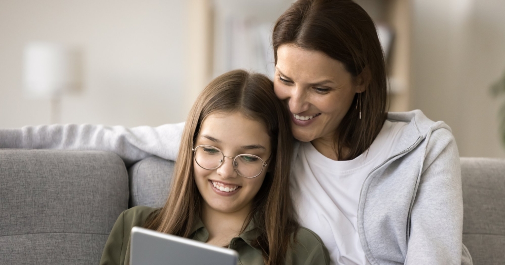 Rhein-Kreis Neuss präsentiert Elternvideos zu Mythen über Ausbildung und Studium Rhein-Kreis Neuss präsentiert Elternvideos zu Mythen über Ausbildung und Studium