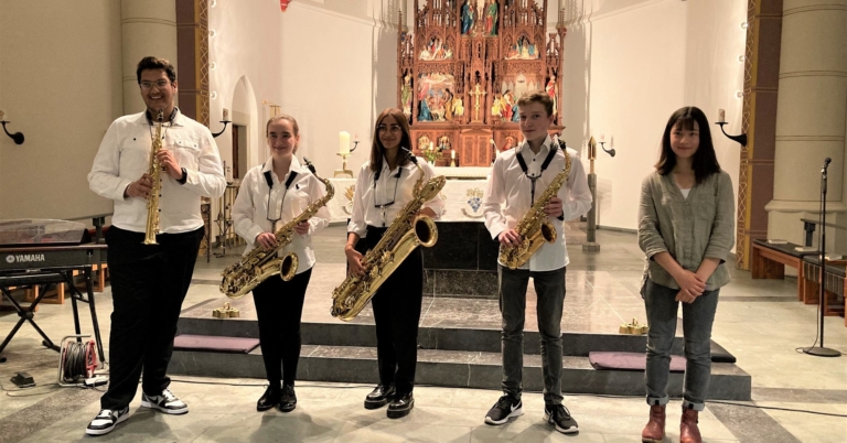 Musikschule Rhein-Kreis Neuss: Saxophonklasse zu Gast bei der KultUhrzeit21 in Grevenbroich