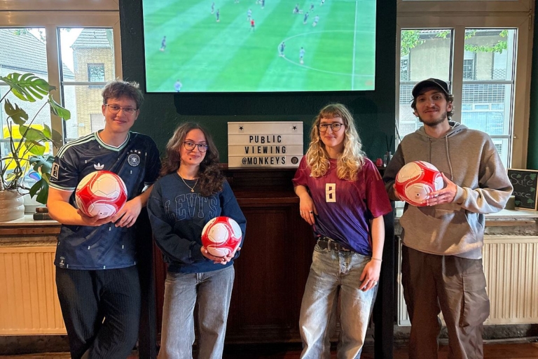 Fußball-WM live im Monkeys