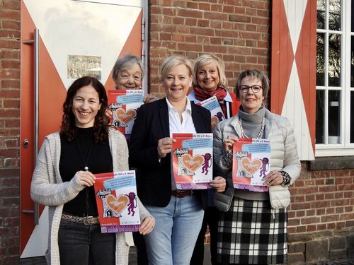 Together with respect – Gleichstellungsstelle der Stadt Grevenbroich beteiligt sich an Aktion der Frauenberatungsstelle FhF Neuss