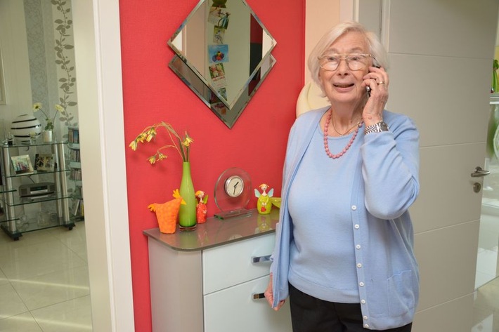 POL-NE: Seniorinnen reagieren richtig und beenden Telefonate