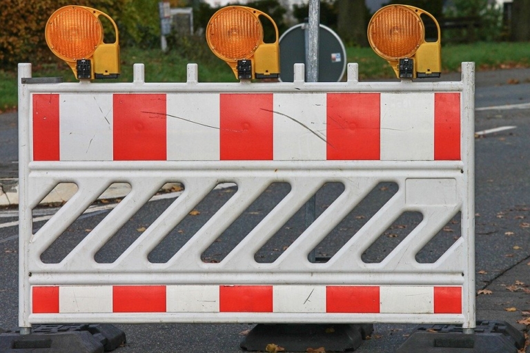 Hauptstraße in Vanikum 24 Stunden lang teilweise nicht befahrbar